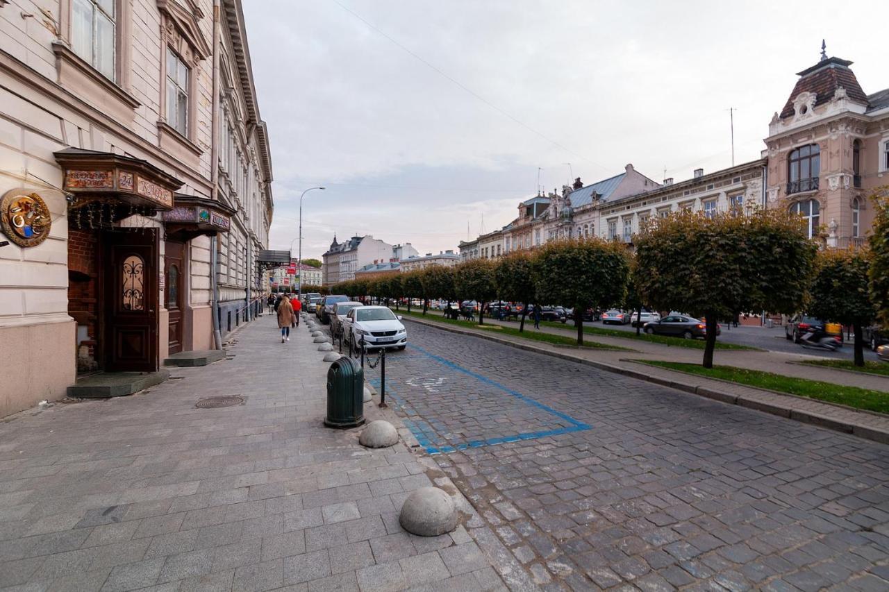 Avangard Shevchenko Avenue 11 Apart Lwów Zewnętrze zdjęcie